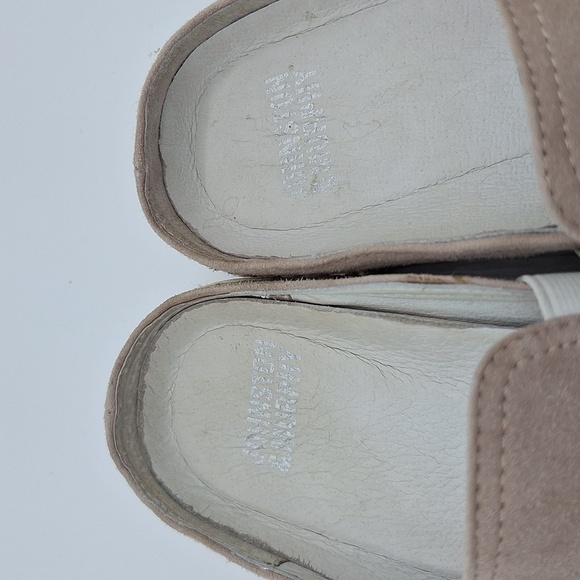 Johnston & Murphy Viv Suede Mule - Picture 10 of 16